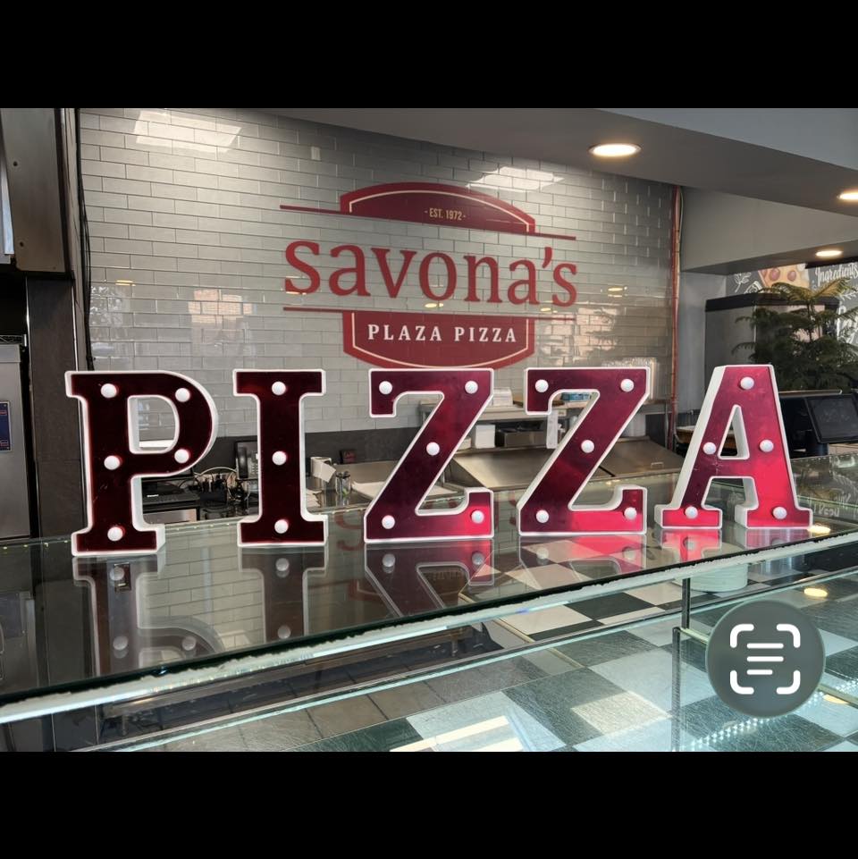 Savona's pizza